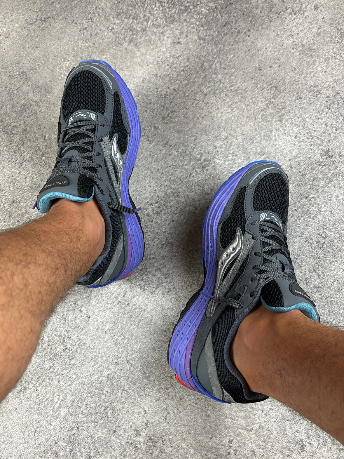 Saucony ProGrid Omni 9 Galaxy — on feet top view